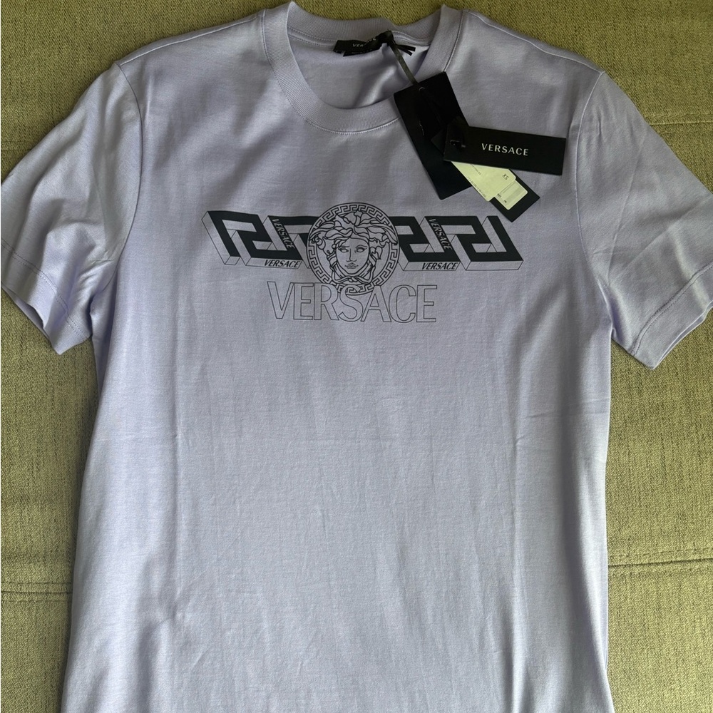Versace Men's lilac lavender Purple T-Shirt Medusa greca NWT size XS